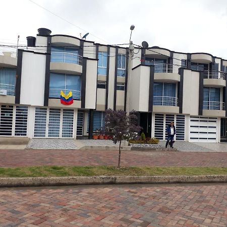 Habitaciones Familiares Tunja Norte Dış mekan fotoğraf
